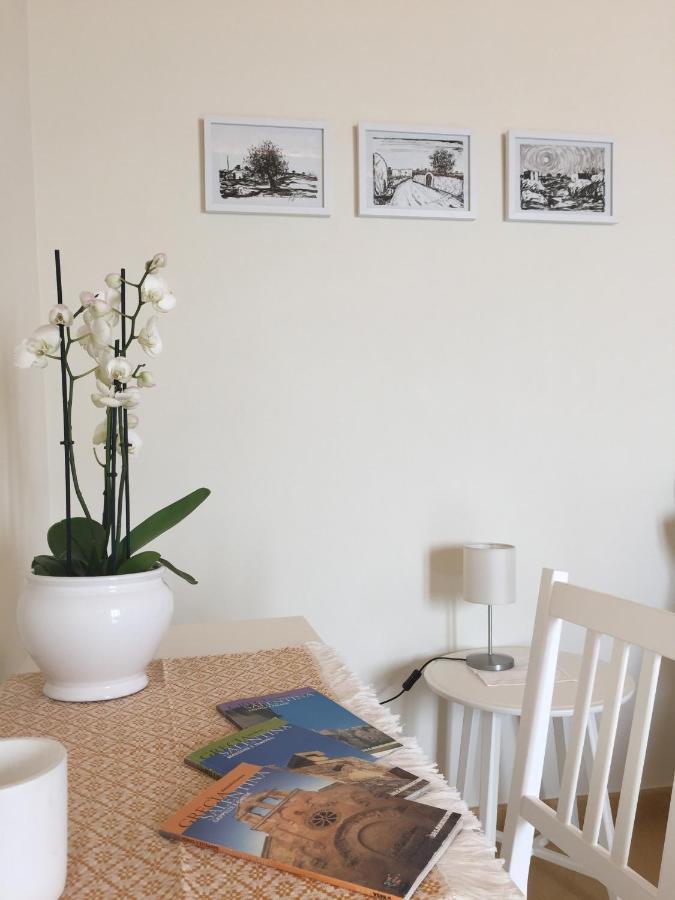 Basiliscus Bed & Breakfast Sternatia Exterior foto